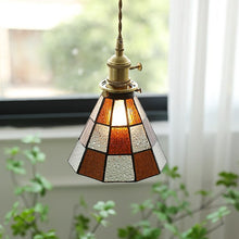 Charger l'image dans la galerie, Suspensions en verre colorées