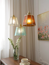 Charger l'image dans la galerie, Suspensions classiques en vitrail