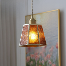 Charger l'image dans la galerie, Suspensions classiques en vitrail