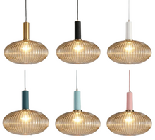 Charger l'image dans la galerie, Suspensions rétro en verre texturé