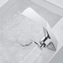Charger l'image dans la galerie, Modern chrome master bathroom basin faucet