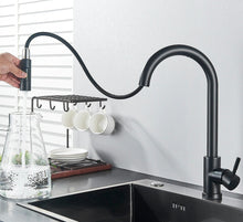 Charger l'image dans la galerie, Matte Black Sprayer Kitchen Faucet