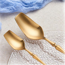 Charger l'image dans la galerie, Paxon - Ensemble d'argenterie moderne