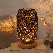 Charger l'image dans la galerie, Lampe de bureau Cozy Twine
