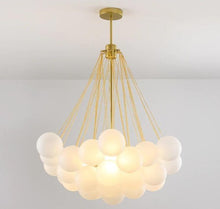 Charger l'image dans la galerie, Lustre en verre européen