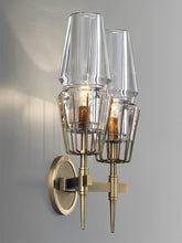 Charger l'image dans la galerie, Appliques murales nordiques en laiton à une ou deux ampoules