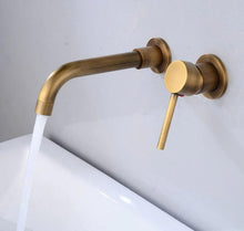 Charger l'image dans la galerie, Bronze Wall Mounted Faucet