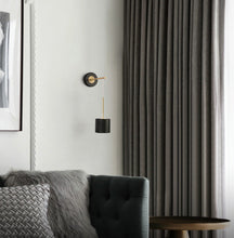 Charger l'image dans la galerie, suspension hanging black and brass wall sconce