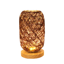 Charger l'image dans la galerie, Lampe de bureau Cozy Twine