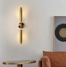 Cargar imagen en el visor de la galería, brass two bulb modern wall light