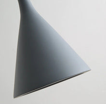 Charger l'image dans la galerie, Suspensions nordiques modernes