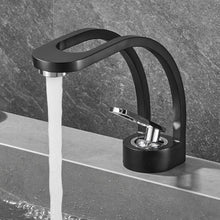 Charger l'image dans la galerie, black and chrome Oliver single handle basin faucet