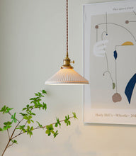 Charger l'image dans la galerie, farmhouse chic white ceramic pendant light