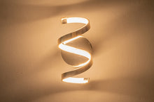 Load image into Gallery viewer, Curved Metal LED Wall Lamp