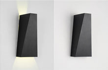 Charger l'image dans la galerie, Applique murale LED géométrique moderne