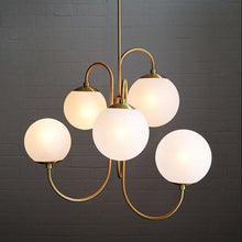 Charger l'image dans la galerie, Frosted Glass Multi-Bulb Chandelier with Polished Brass finish