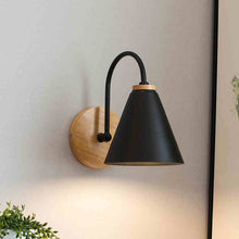 Charger l'image dans la galerie, Nordic Wooden Wall Light in Black Finish