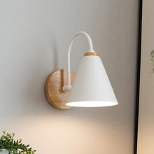 Charger l'image dans la galerie, White and Wood Nordic Wall Lamp