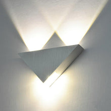 Charger l'image dans la galerie, Applique murale LED triangulaire moderne