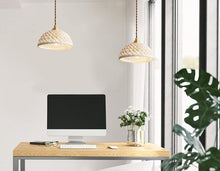 Charger l'image dans la galerie, Suspension en céramique tissée