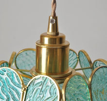 Load image into Gallery viewer, Glass Flower Pendant Light
