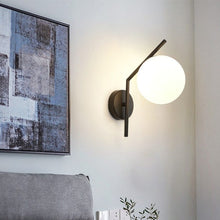 Charger l'image dans la galerie, Aleta - Applique murale moderne en verre