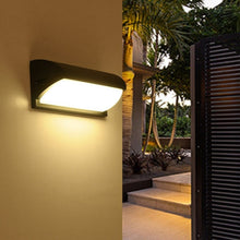 Charger l'image dans la galerie, Modern curved outdoor weatherproof wall light