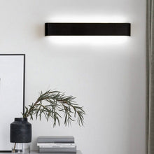 Charger l'image dans la galerie, Matte Black LED Wall Lights