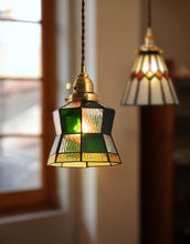 Charger l'image dans la galerie, Suspensions en verre colorées