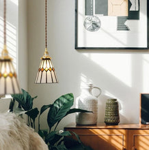 Charger l'image dans la galerie, Suspensions en verre colorées