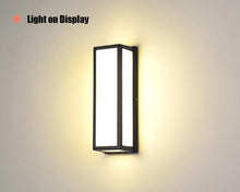 Charger l'image dans la galerie, Applique murale LED d'extérieur moderne