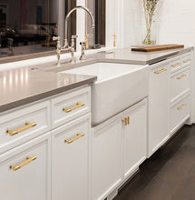 Charger l'image dans la galerie, Gold cabinet and drawer handles for kitchens