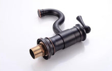 Load image into Gallery viewer, Beverly - Curved Faucet