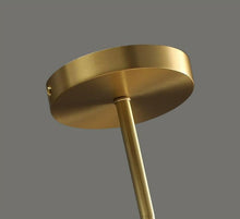 Charger l'image dans la galerie, Hale - Lustre globe en verre dépoli