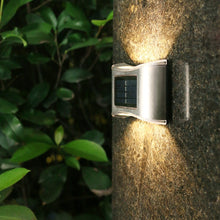 Charger l'image dans la galerie, Solar LED Outdoor Wall Lights for stone walls