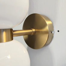 Charger l'image dans la galerie, Jewel - Applique murale moderne en verre