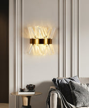 Charger l'image dans la galerie, Crystal Wall Sconce