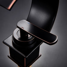 Load image into Gallery viewer, Bruce - Curved Bathroom Faucet