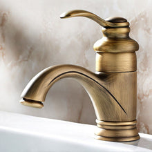 Charger l'image dans la galerie, Elijah - Robinet de salle de bain en laiton rustique