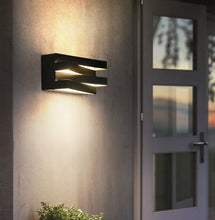 Load image into Gallery viewer, outdoor water and weatherproof LED wall light
