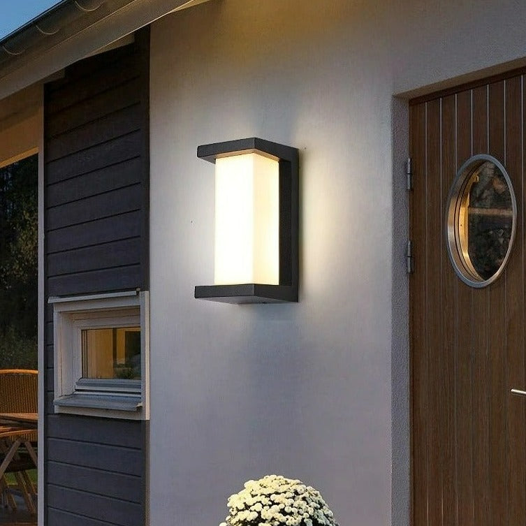 Vertical Outdoor LED Wall Lamp