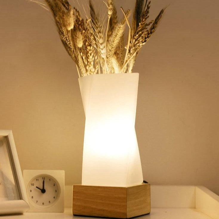 Sansa - Modern Twist Desk Lamp