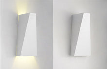 Load image into Gallery viewer, Modern Geometric LED Wall Light
