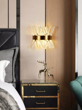Load image into Gallery viewer, Polished gold modern wall sconce
